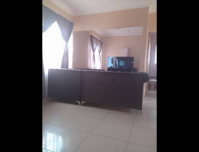 2 BEDROOM HOUSE FOR SALE IN GLEN RIDGE